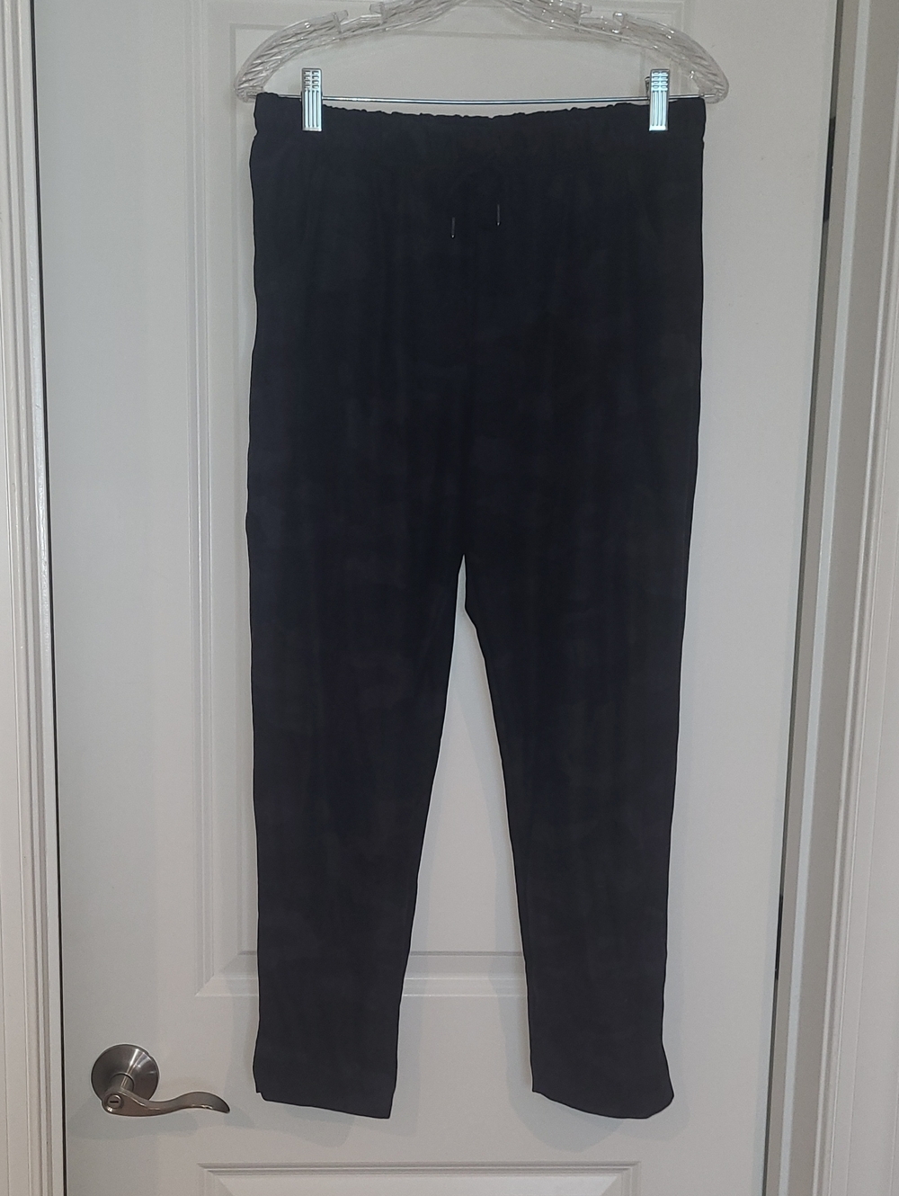 Scorpio Sol Women's Black Camo Jogger Sweatpants